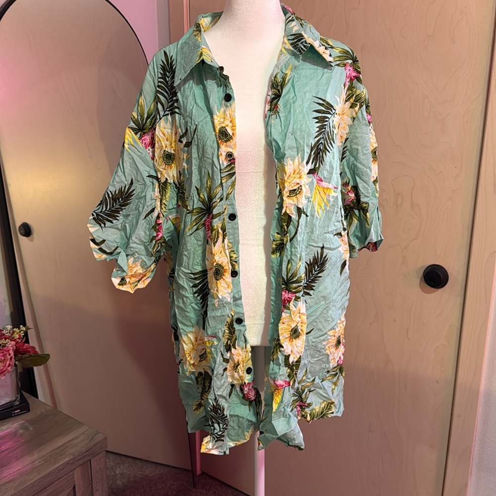 Hawaiian shirt